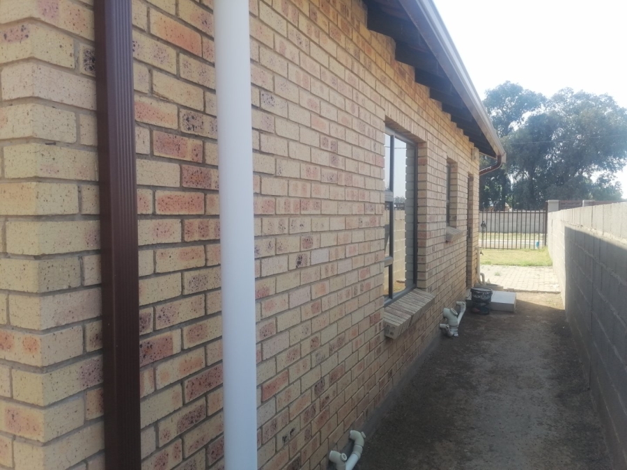 To Let 3 Bedroom Property for Rent in Pinehaven Free State